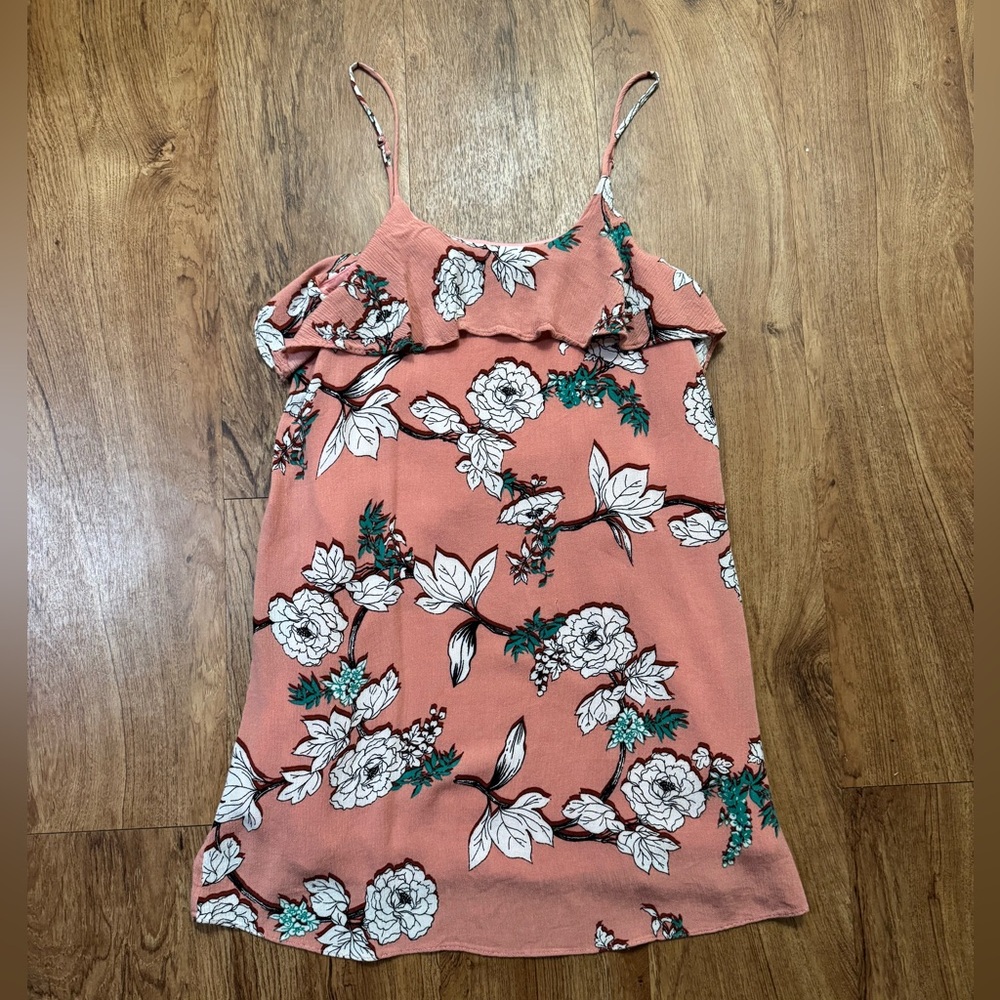 Everly Women’s Small S Pink White & Green Floral Dress Tie in back, soft lining